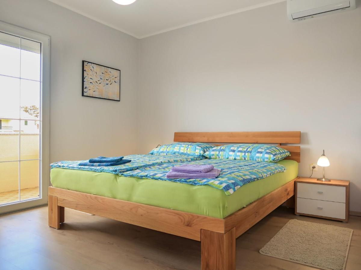 Apartment Mira By Interhome *